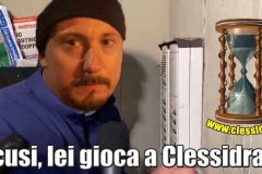 klenir-lei-gioca-a-Clessidra